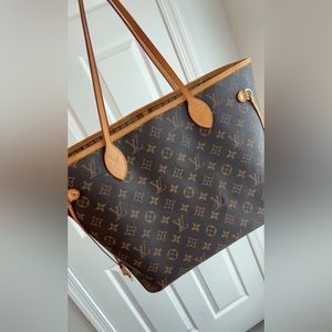 Louis Vuitton Neverfull MM